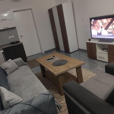 Neer Apartman Zivinice Kültér fotó