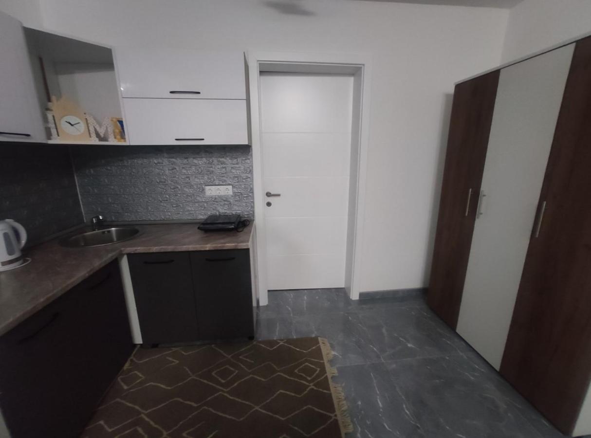 Neer Apartman Zivinice Kültér fotó
