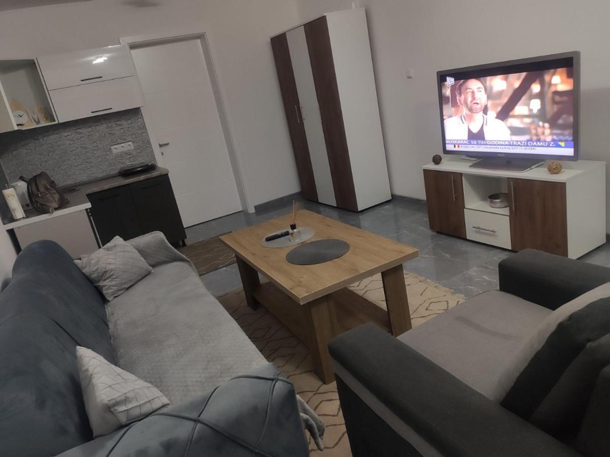 Neer Apartman Zivinice Kültér fotó