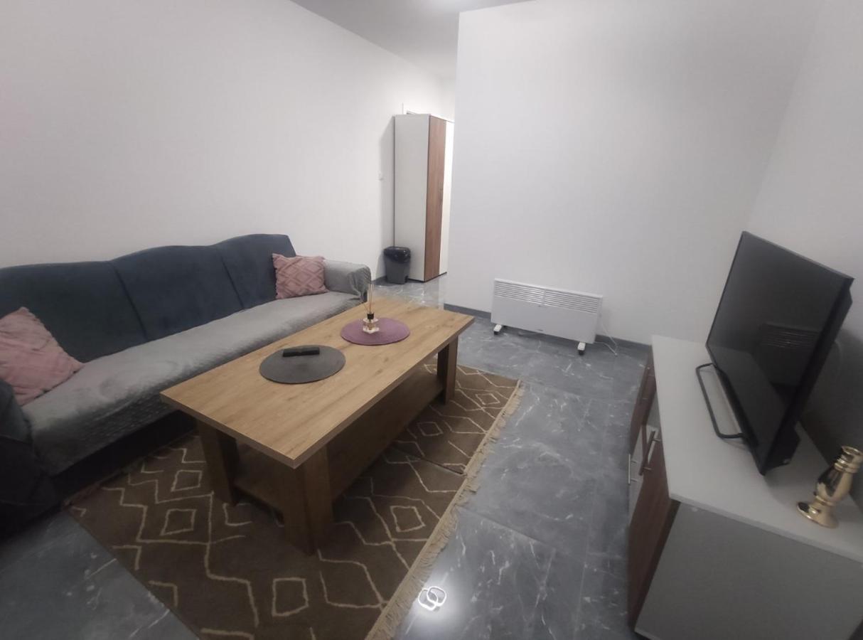 Neer Apartman Zivinice Kültér fotó