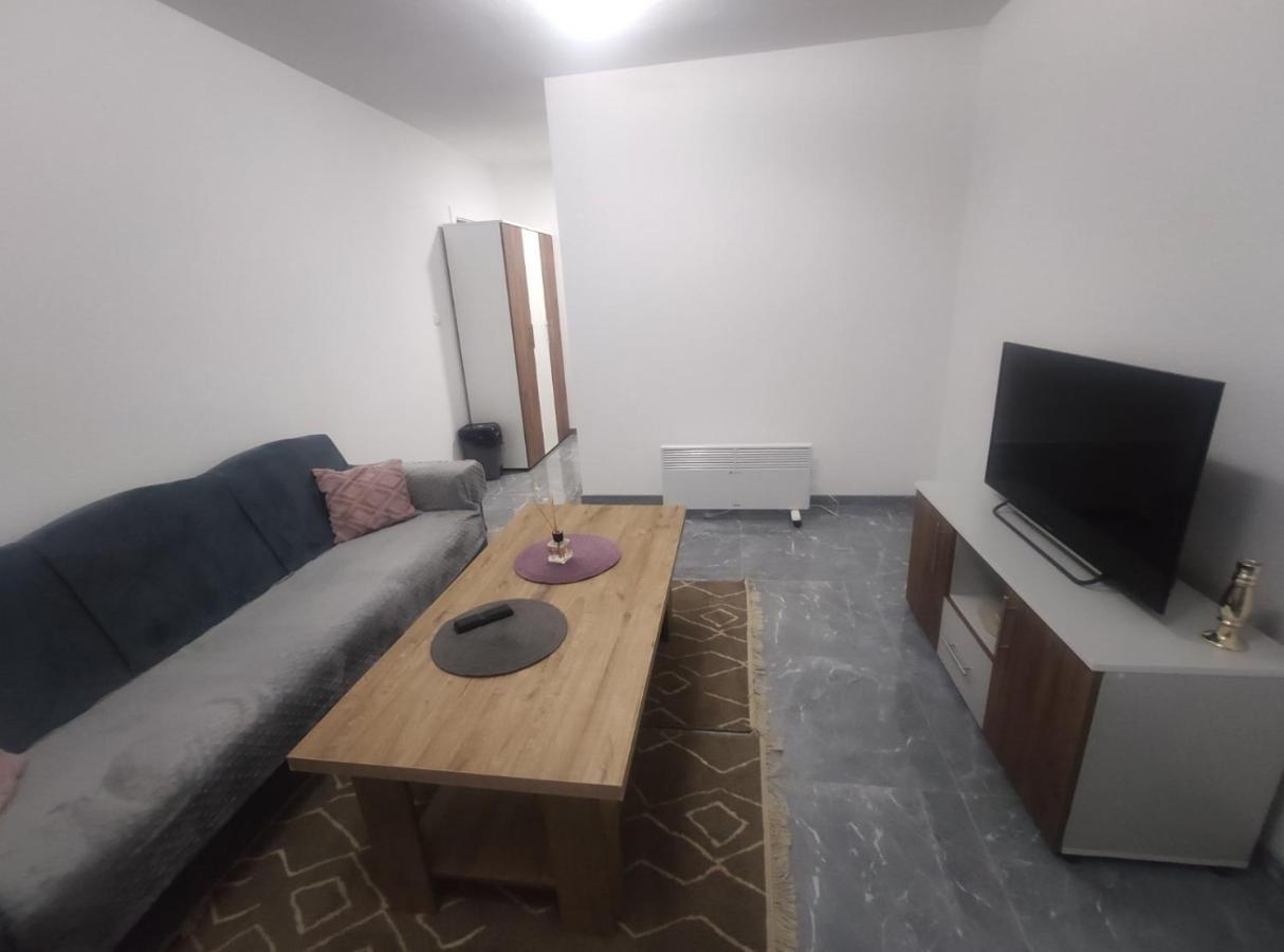 Neer Apartman Zivinice Kültér fotó